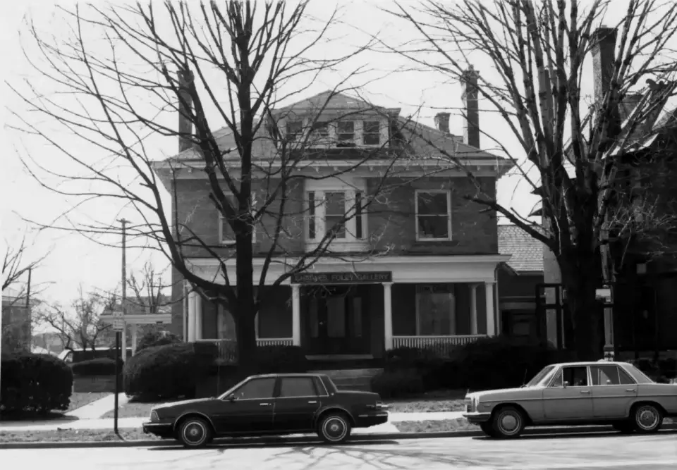 No. 973 as the Charles Foley Gallery, April 1986 (archival photograph)