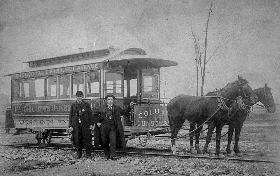 Horse-drawn trolley No. 141, Before 1891 (archival photograph)